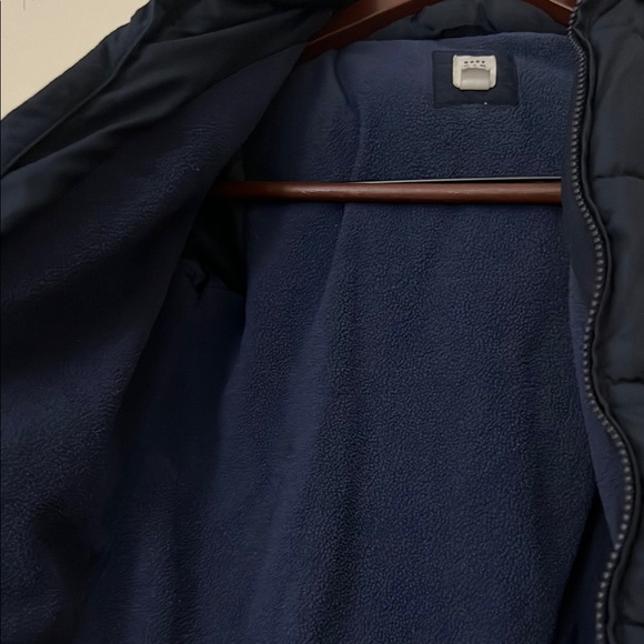 Boys Gap Navy Puffer Jacket. Size 4 - Picture 4 of 5